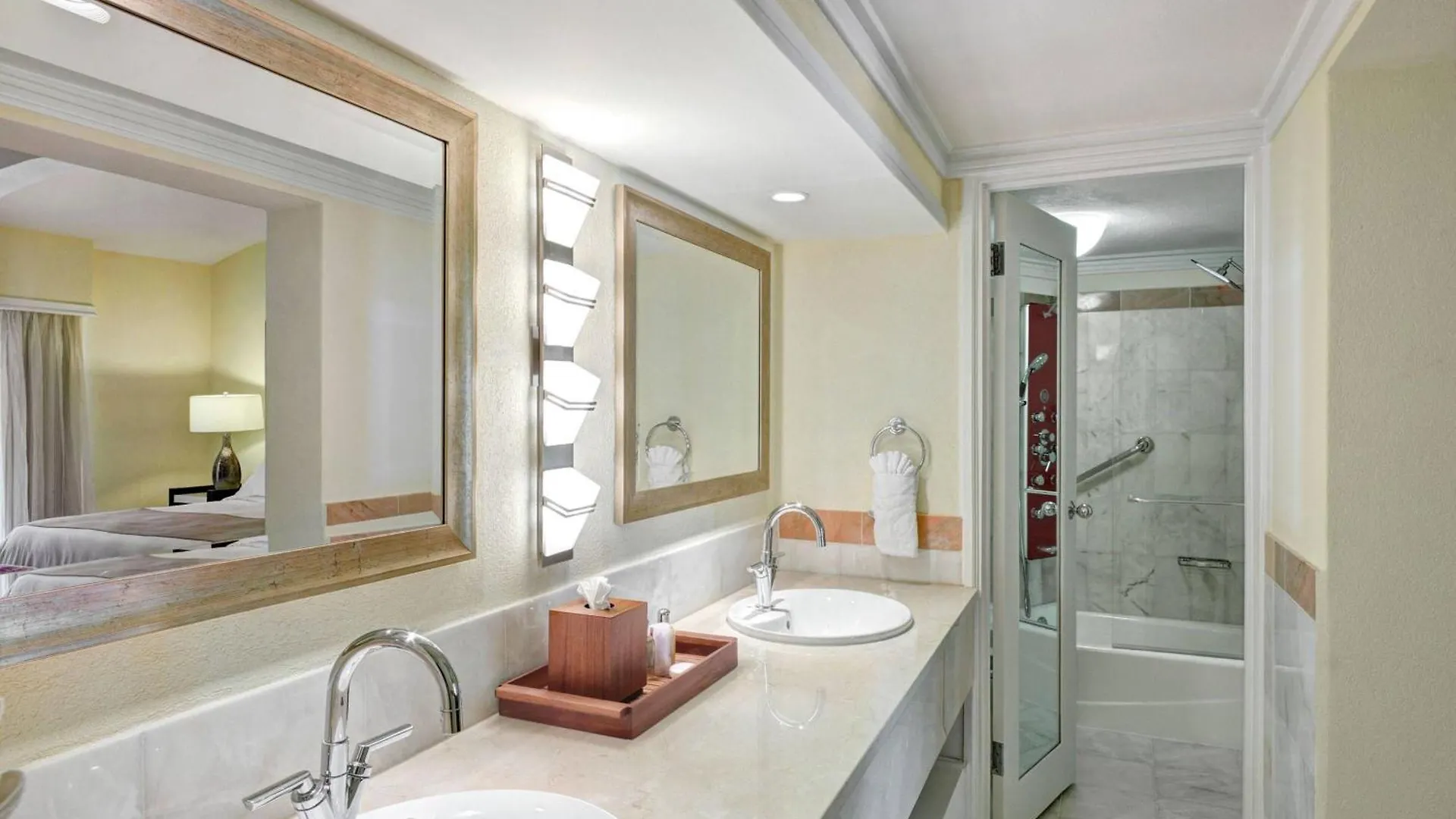 The House, An Autograph Collection All-Inclusive Resort - Adults Only Сент-Джеймс